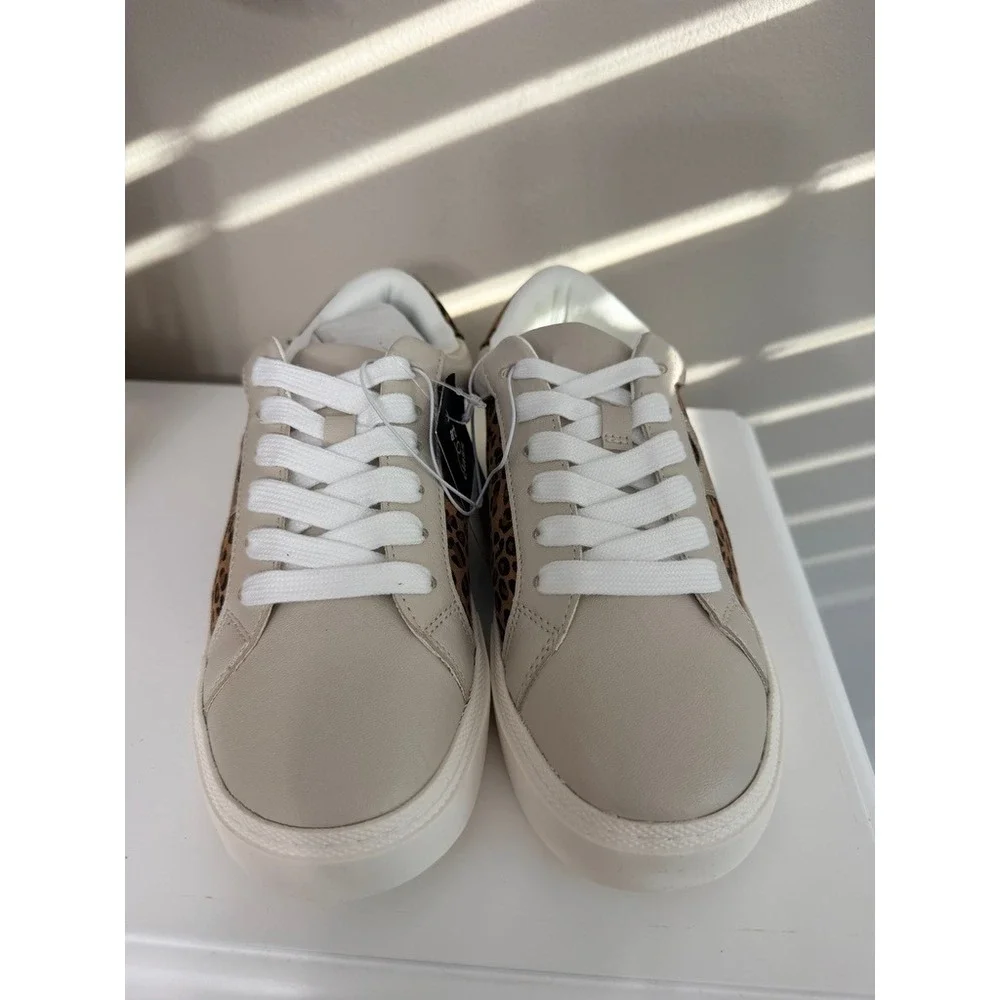 Cat‎ & Jack Kaitlyn Sneakers Girls Size 4 Beige Leopard Star NWT
